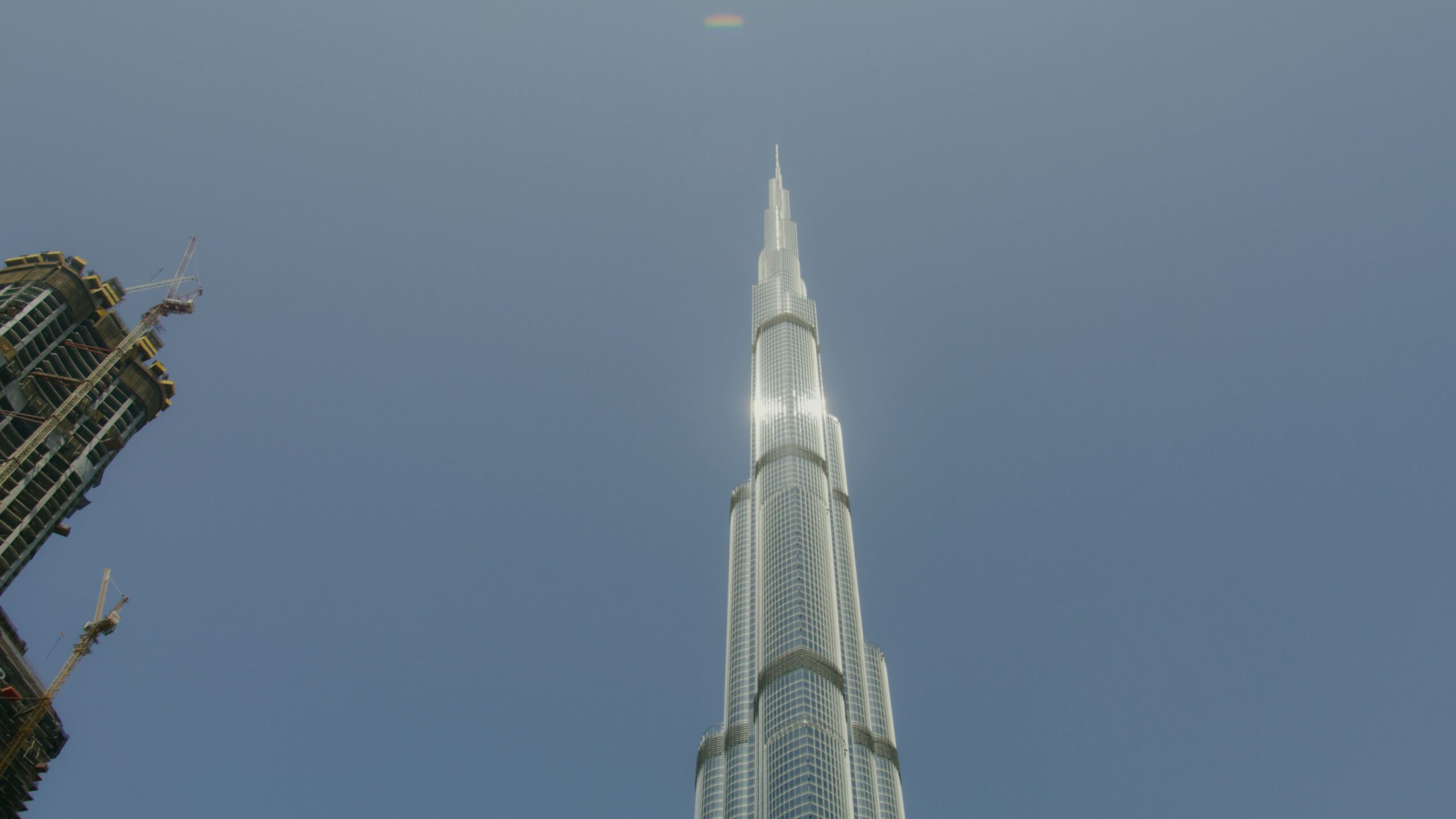 An image of the worlds tallest building, the Burj Khalifa